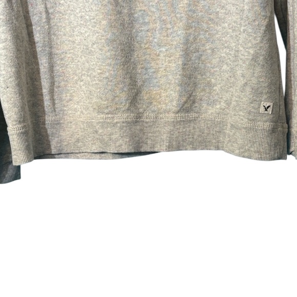 American Eagle Outfitters Gray Wave Graphic Top - Picture 5 of 8